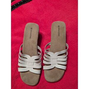 Naturalizer White Leather Slide Sandals 11M Comfort 2.75" Block Heel Shoes